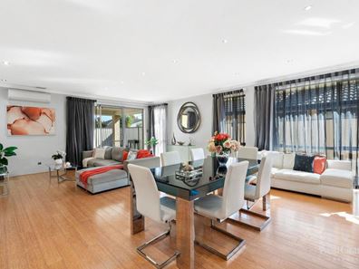 6 Camden Boulevard, Aubin Grove WA 6164