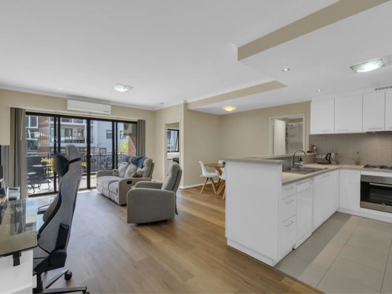28/2 Stockton Bend, Cockburn Central WA 6164