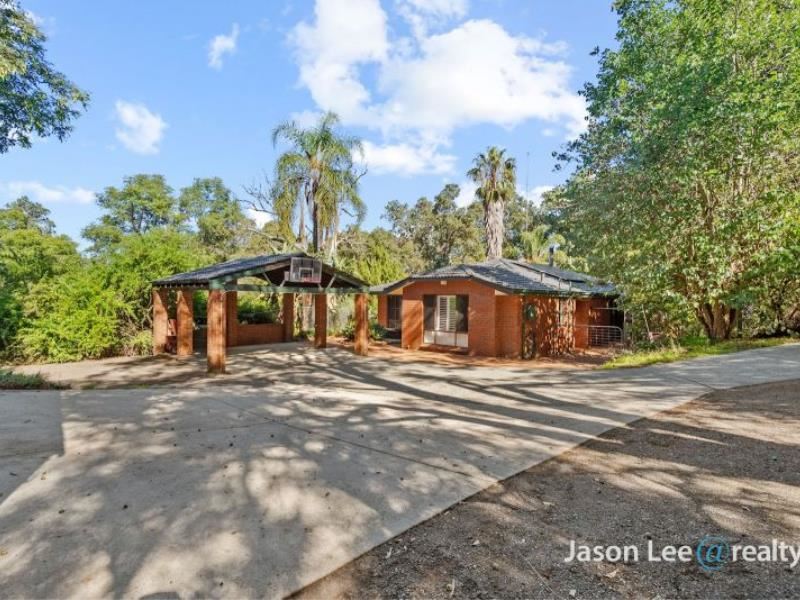 8 Kurrajong Street, Roleystone
