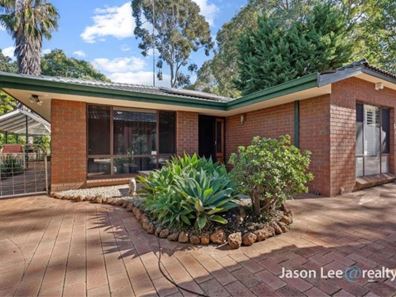 8 Kurrajong Street, Roleystone WA 6111