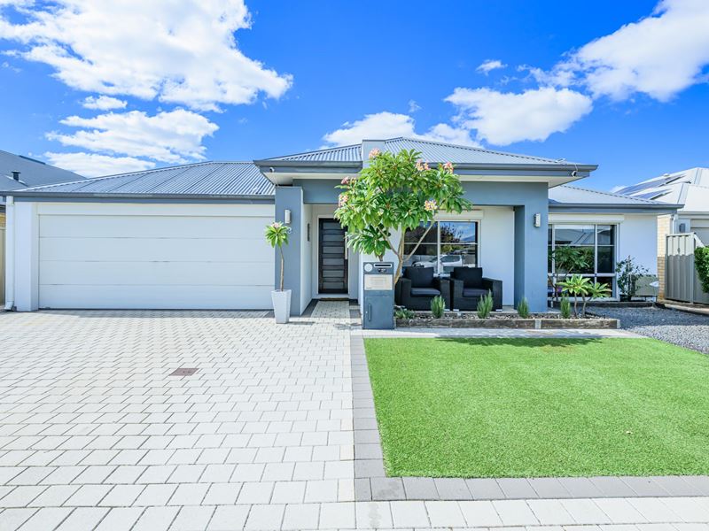 13 Wonnich Street, Byford WA 6122