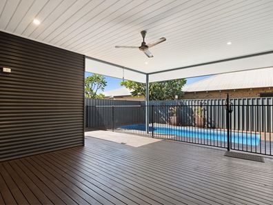 12 Yirrawari Street, Baynton WA 6714