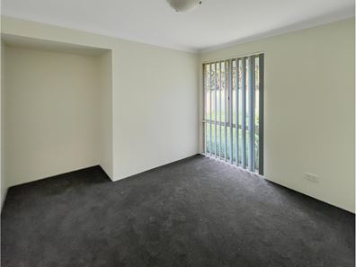 7 Kingham Pl, Seville Grove WA 6112