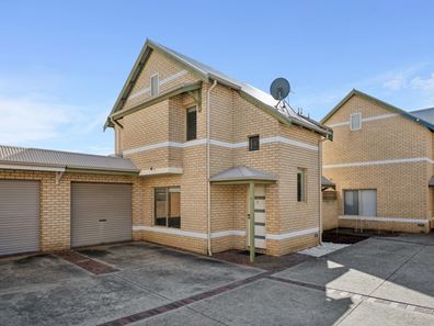 2/54 Hubble Street, East Fremantle WA 6158