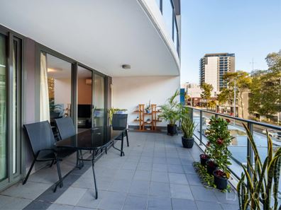 17/143 Adelaide Terrace, East Perth WA 6004