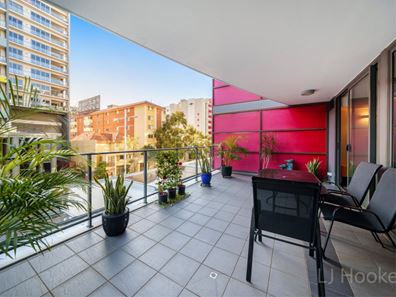17/143 Adelaide Terrace, East Perth WA 6004