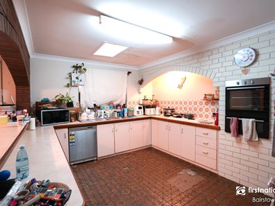 17 Trimmer Road, Spencer Park WA 6330
