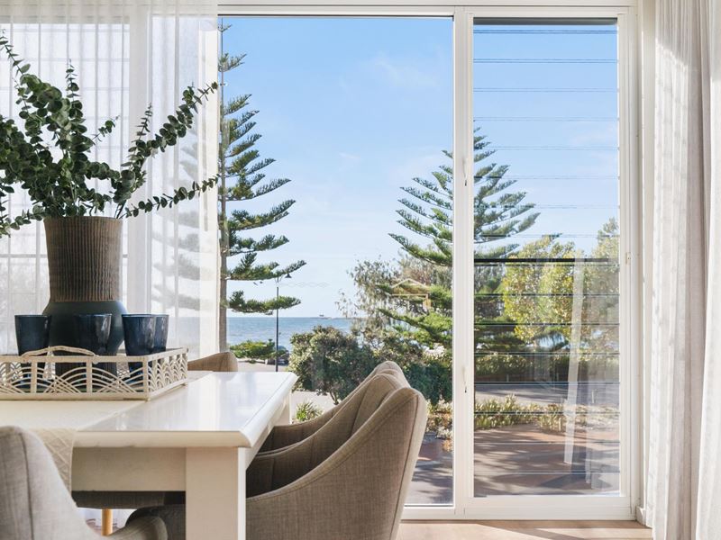 874c Geographe Bay Road, West Busselton WA 6280