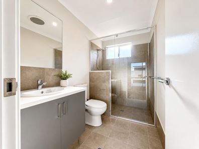11 Chalmers Avenue, Wellard WA 6170