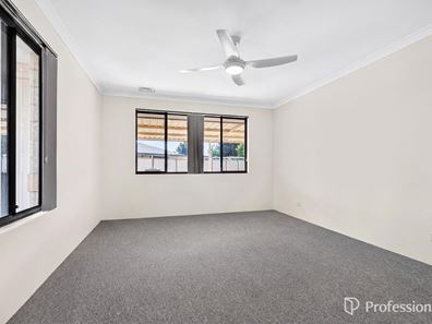 6 Tuta Court, Waggrakine WA 6530
