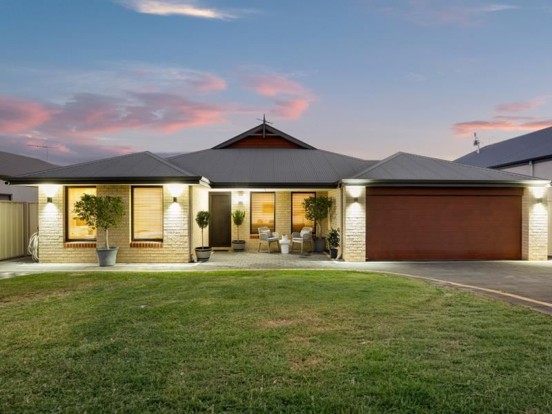 5 Lamont Link, Pearsall