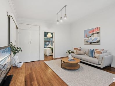 1/52 Saunders Steet, Como WA 6152