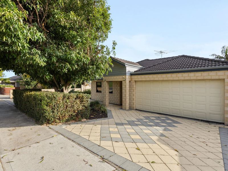 19a Hillsborough Drive, Nollamara WA 6061