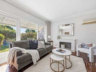 29 Woodley Crescent, Melville WA 6156