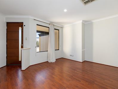26 Caldervale Avenue, Ellenbrook WA 6069