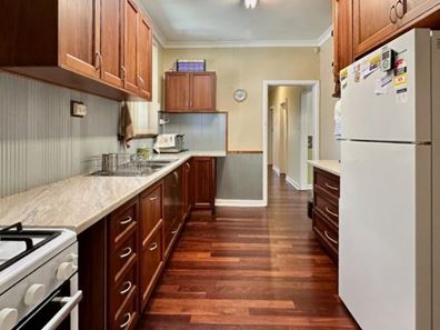 21 Stepney Road, Armadale WA 6112