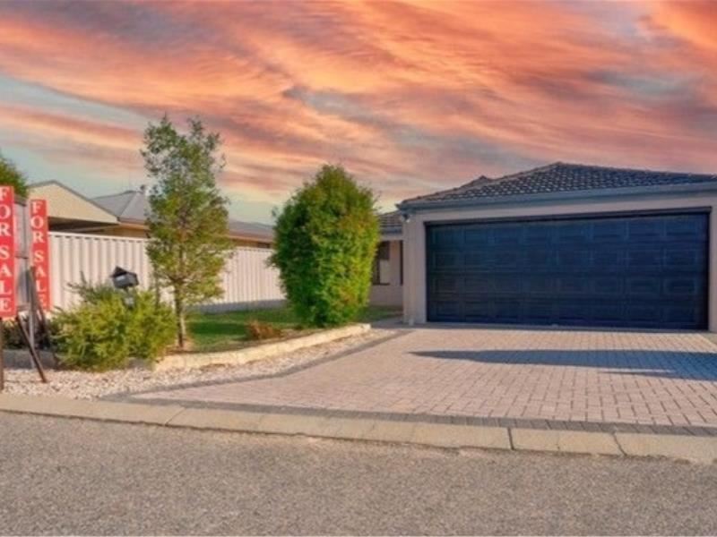 19A CONNAWARRA DRIVE, Caversham WA 6055