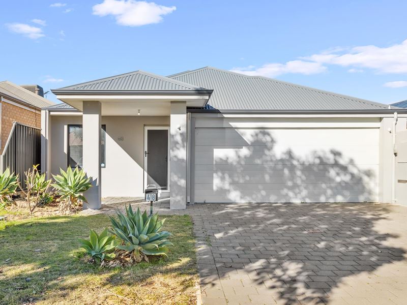 48 Leschenault Loop, Banksia Grove