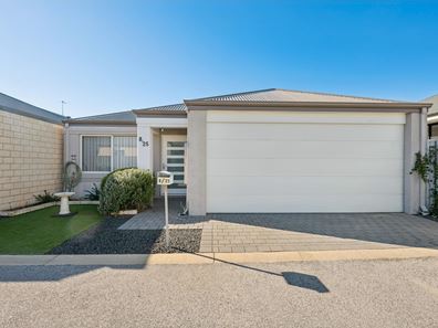 8/25 Gicha Close, Lake Coogee WA 6166