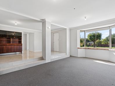 38 Huggins Road, Thornlie WA 6108