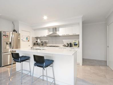 4 Graceful Street, Byford WA 6122