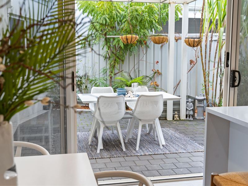 60C Garling Street, Willagee WA 6156