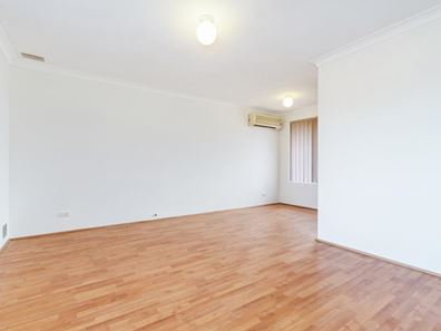 17 Richards Crescent, Craigie WA 6025