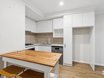 3/3 Paget St, Hilton WA 6163