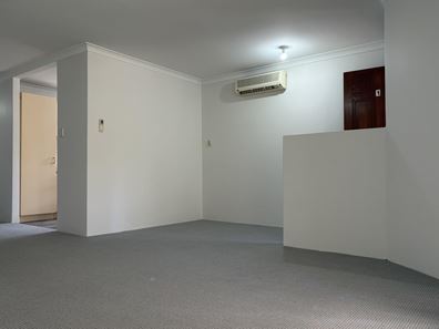 1/37 Mathoura Street, Midland WA 6056