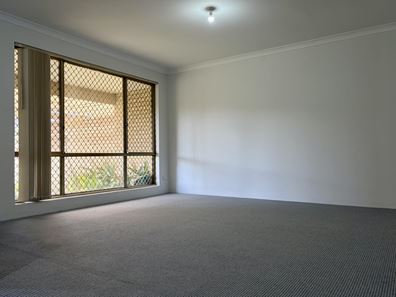 1/37 Mathoura Street, Midland WA 6056