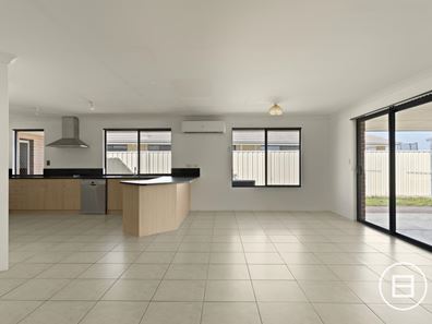21 Lynella Circuit, Banksia Grove WA 6031