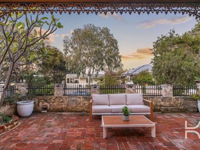 9 Hubble Street, East Fremantle WA 6158