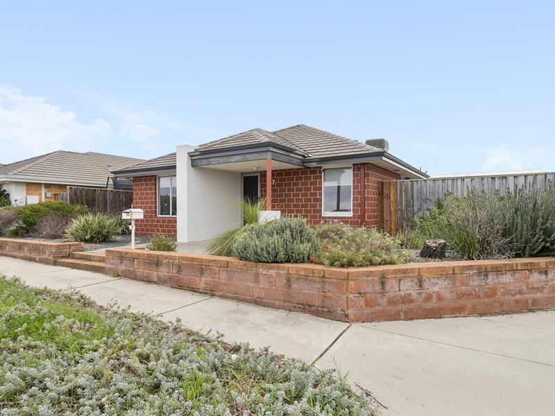 7 Tickner Parade, Ellenbrook