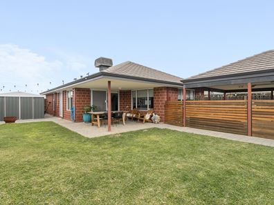 7 Tickner Parade, Ellenbrook WA 6069