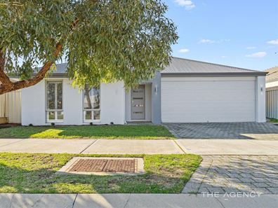 11 Barnong Road, Golden Bay WA 6174