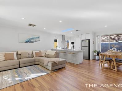 2/175B Oakmont Avenue, Meadow Springs WA 6210