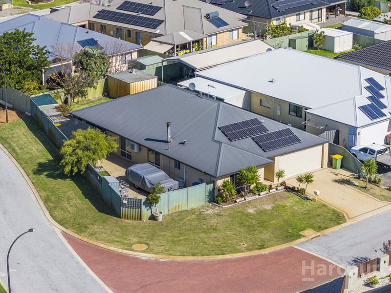 1 Cooeyup Close, Ravenswood WA 6208