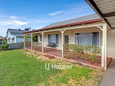 65 Ogden Street, Collie WA 6225