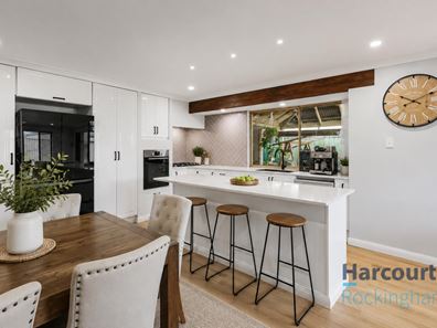 2 Bayonne Gardens, Port Kennedy WA 6172