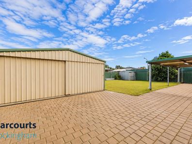 2 Bayonne Gardens, Port Kennedy WA 6172