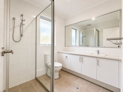 19a/22 Old Pinjarra Road, Greenfields WA 6210