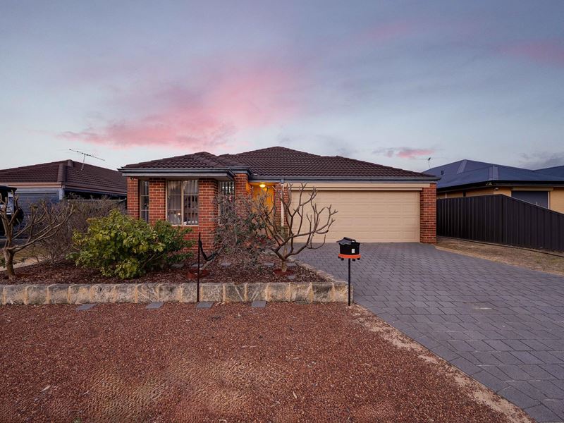 6 Holwell Gardens, Clarkson