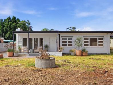 16 Evelyn Street, Gosnells WA 6110