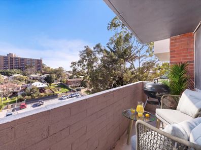 57/12 Tenth Avenue, Maylands WA 6051