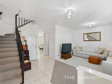 2/33 Waterston Gardens, Hillarys WA 6025