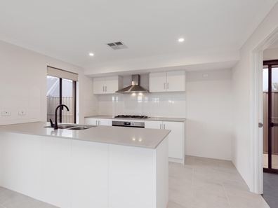 5 Tresco Close, Baldivis WA 6171