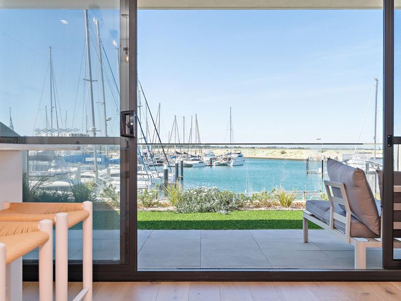 90 Maraboo Loop, North Coogee WA 6163