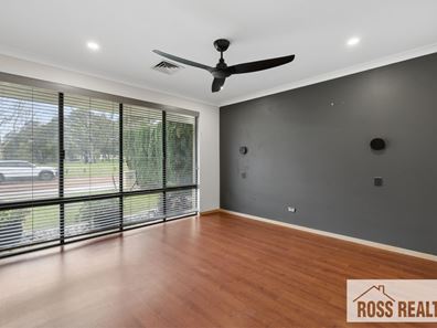 35 Barcelona Terrace, Hocking WA 6065
