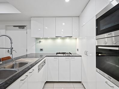 68/100 Terrace Road, East Perth WA 6004