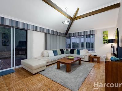 5 Highcliffe Rise, Currambine WA 6028
